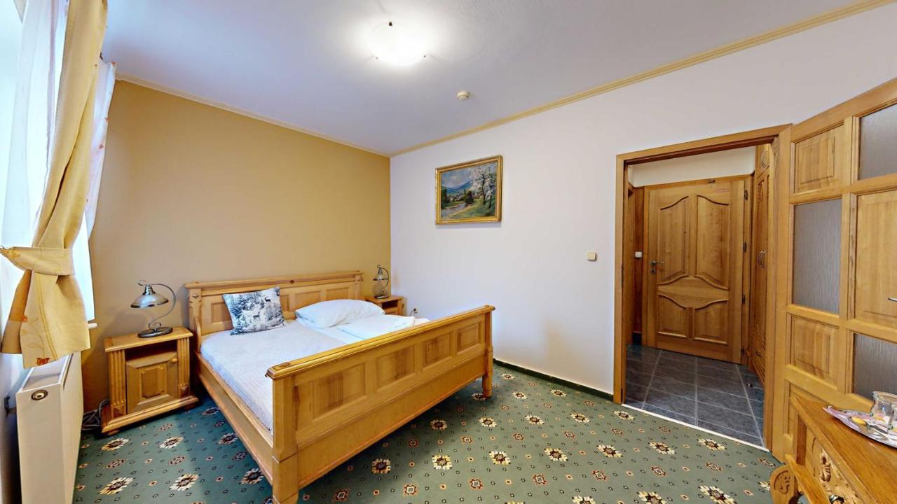 Hotel Diana Stráža Exteriér fotografie