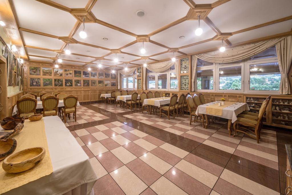 Hotel Diana Stráža Exteriér fotografie