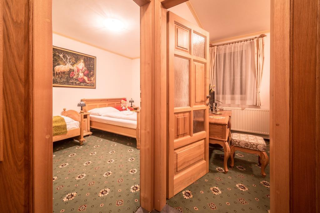 Hotel Diana Stráža Exteriér fotografie
